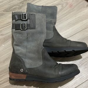 Sorel Grey Chelsea boot size 9